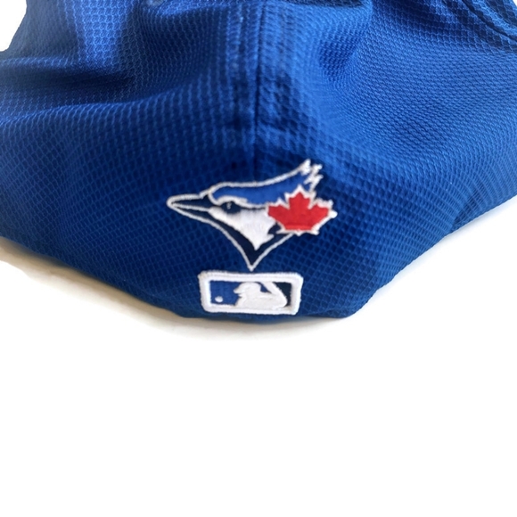 59Fifty New Era Size 8 3/8 Toronto Blue Jays Fitted Hat Performance Cap Blue - Picture 4 of 6